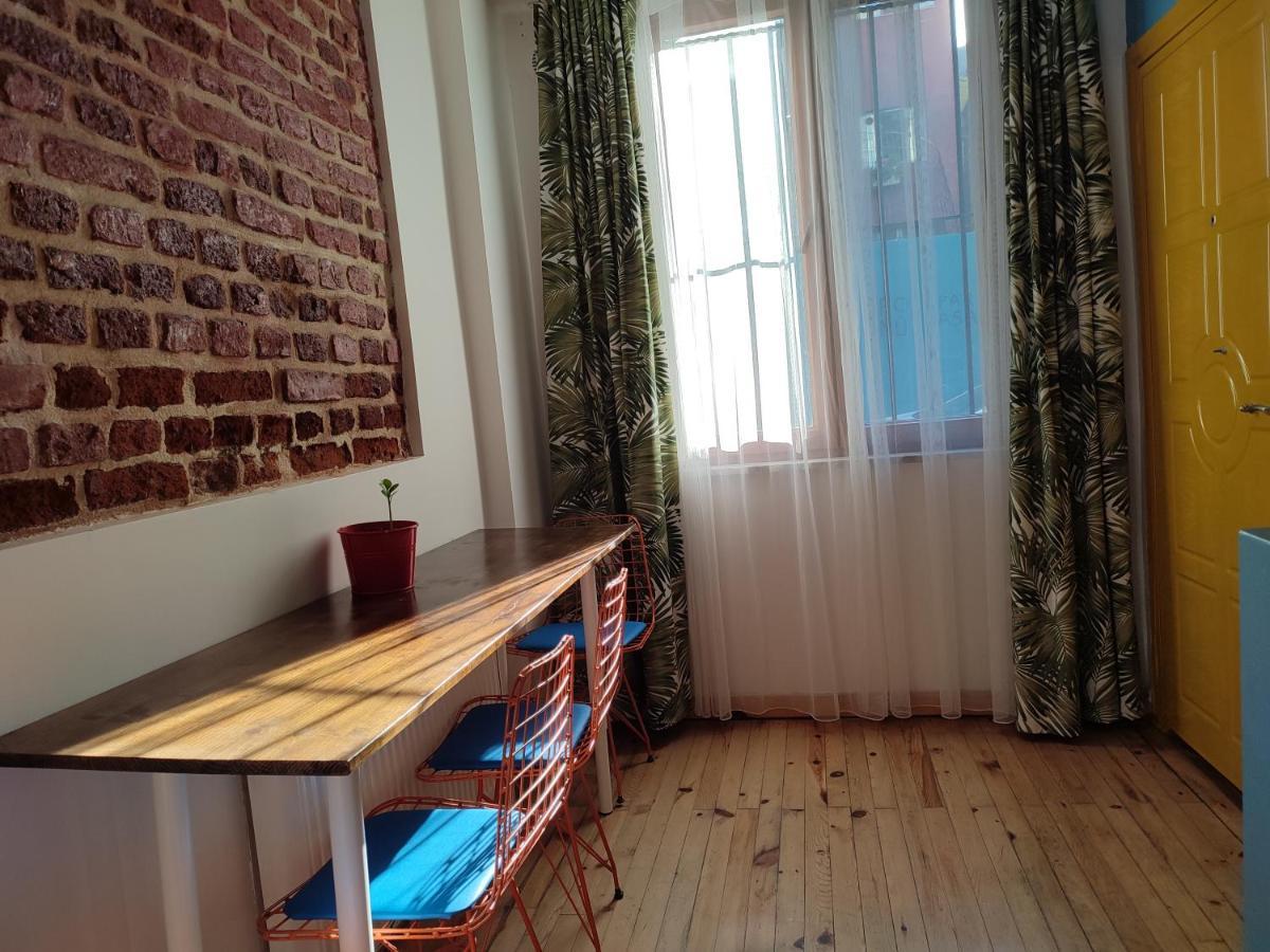 Kunterbunt Istanbul Apartment Екстериор снимка
