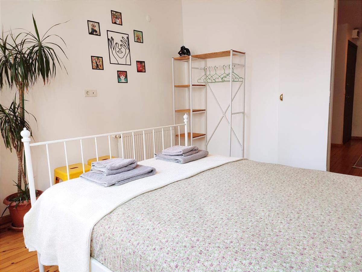 Kunterbunt Istanbul Apartment Екстериор снимка